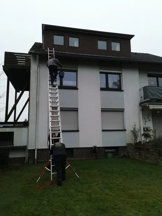 Arbeiten an der Fassade